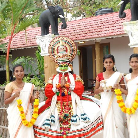 Marari Edens Apartment Mararikulam Luaran gambar